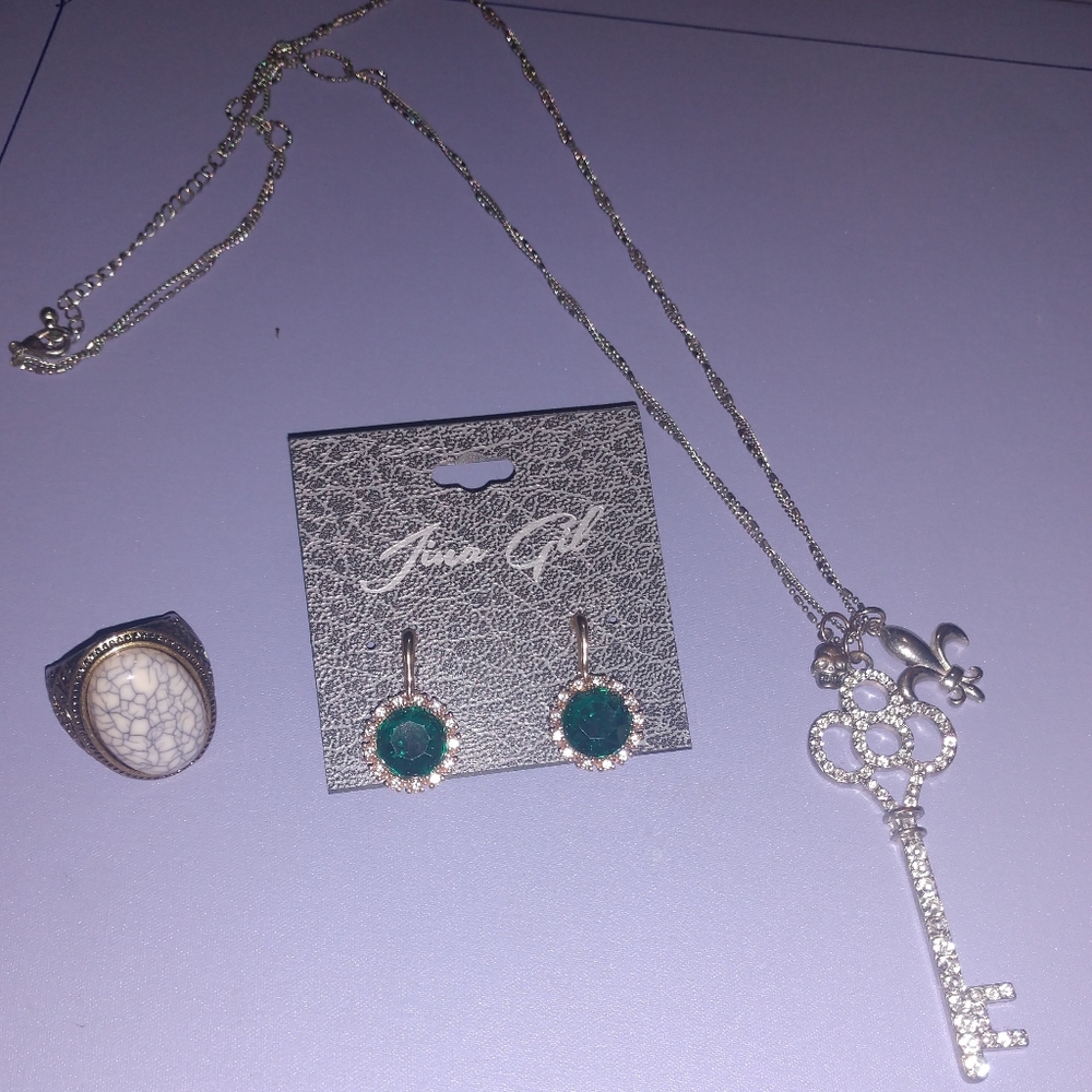 Jewlery bundle